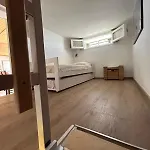 La Piccola Mimi مونوبولي